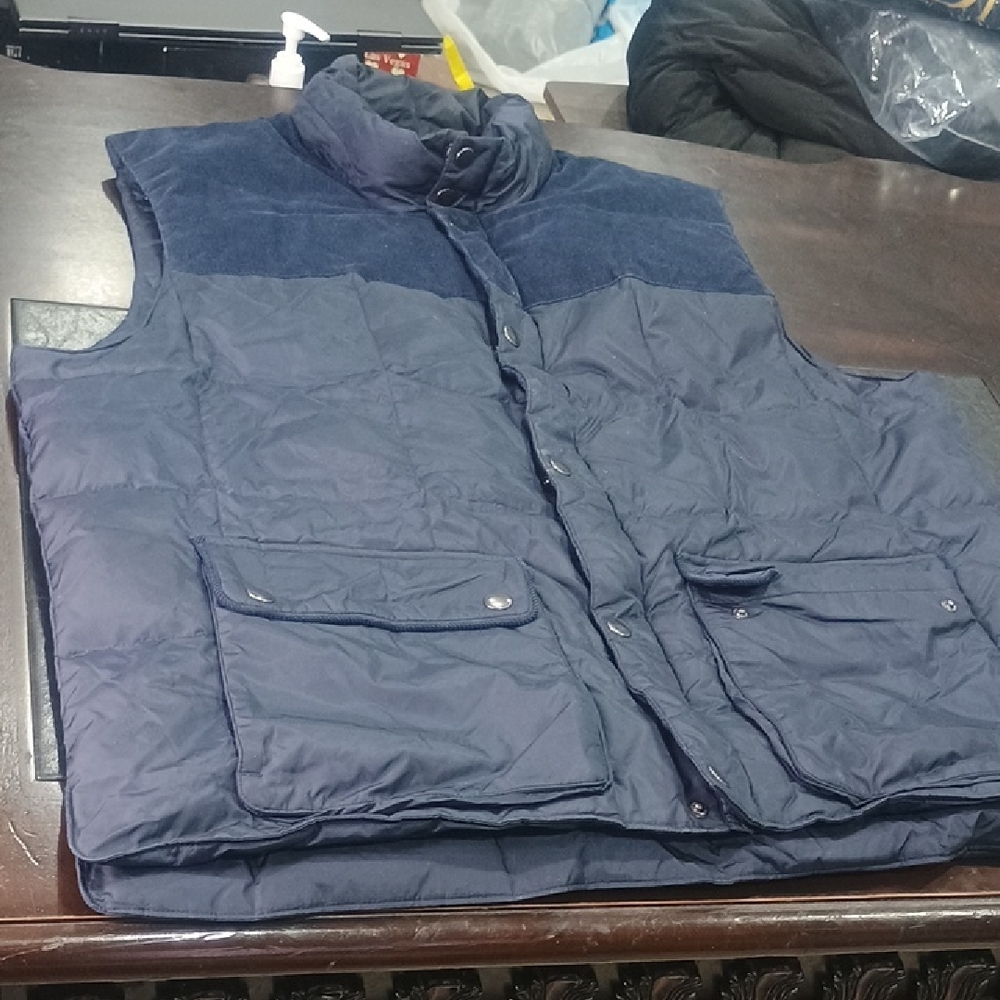 Banana Republic Men's Dark Blue Quilted Vest